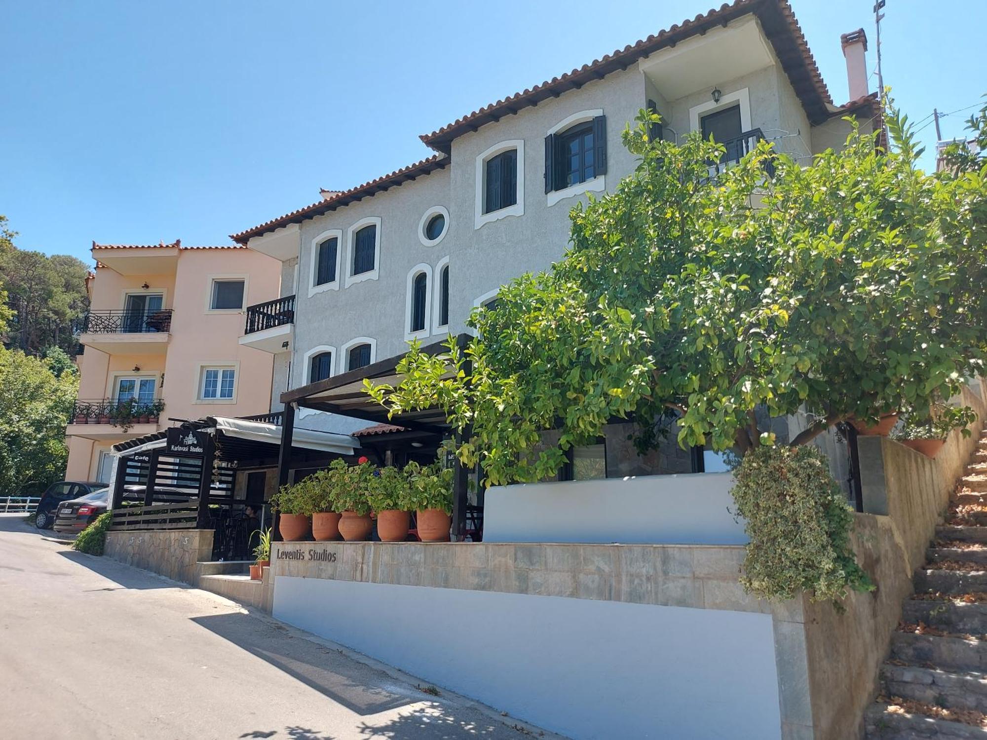 Karlovasi Studios Karlovassi Exteriér fotografie