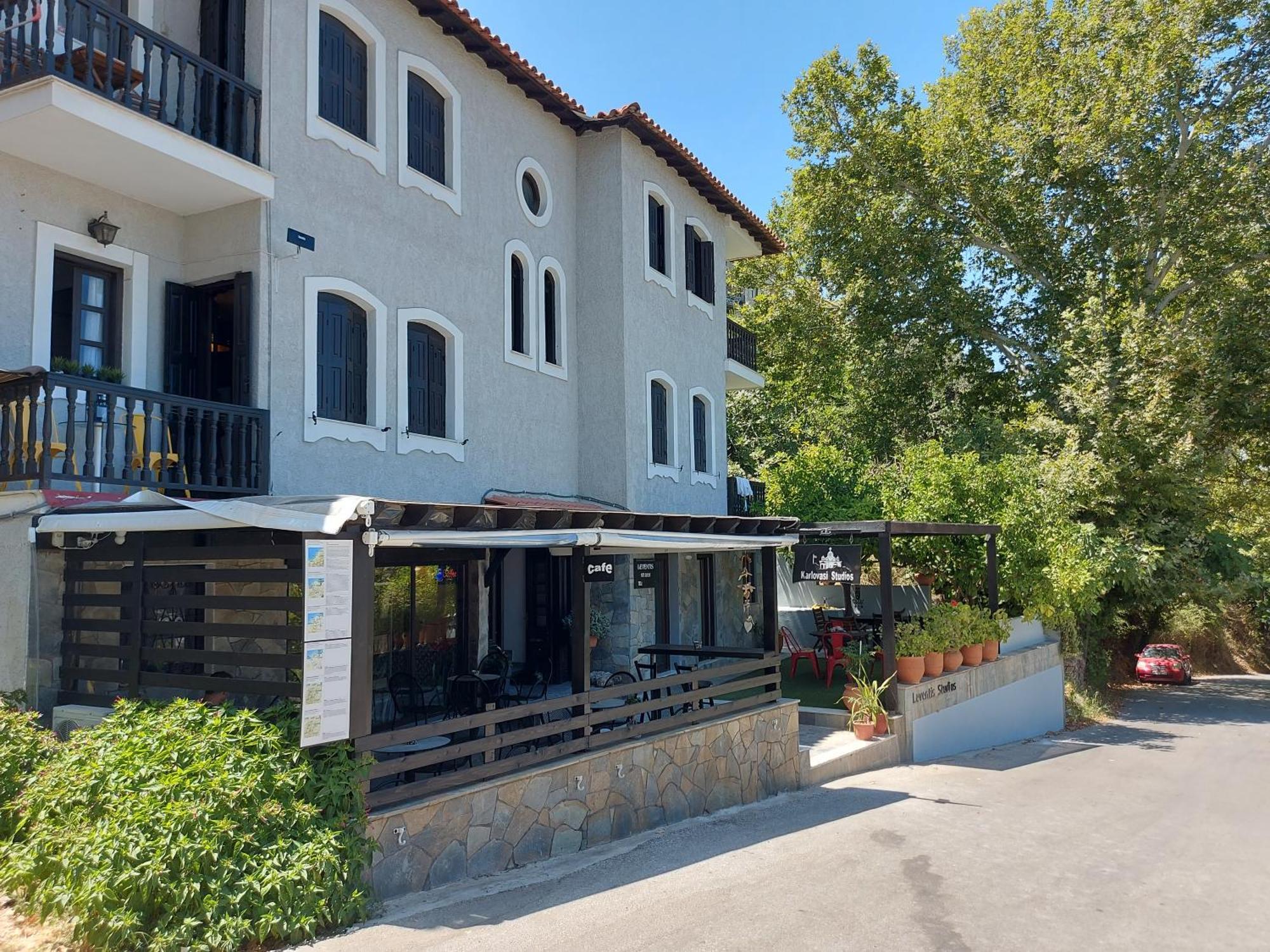 Karlovasi Studios Karlovassi Exteriér fotografie
